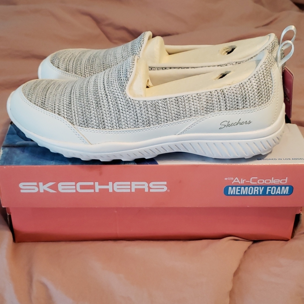 Skechers Slide-On "High Hopes"